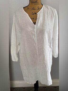 Eileen Fisher White Linen V-Neck Tunic Top Medium Beach Cover up.
